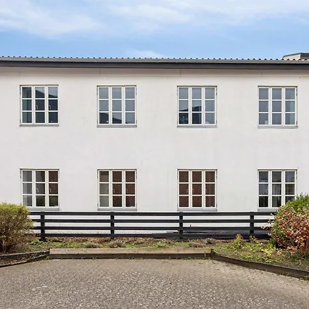 Med Terrasse Og Parkering Leilighet Ålborg
